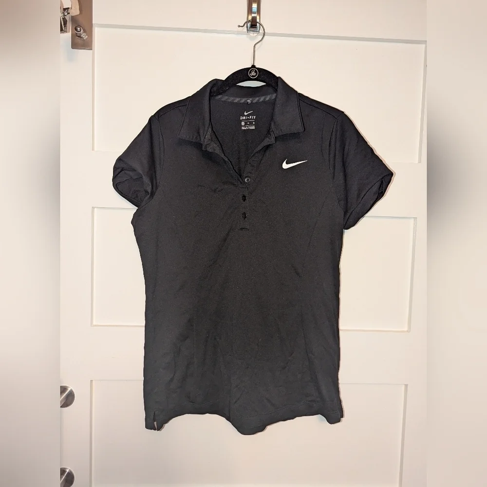 Women's Nike Dri-Fit collared shirt size XL. Women's black Nike shirt XL.